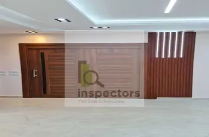 Apartment - 2 Bedrooms - 2 Bathrooms for rent in Lake View Residence - 5th Settlement Compounds - The 5th Settlement - New Cairo City - Cairo