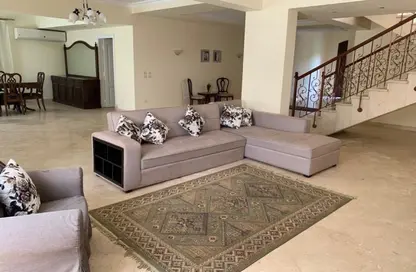 فيلا - 5 غرف نوم - 5 حمامات للايجار في جاردينيا بارك - الحي المتميز - مدينة 6 أكتوبر - الجيزة