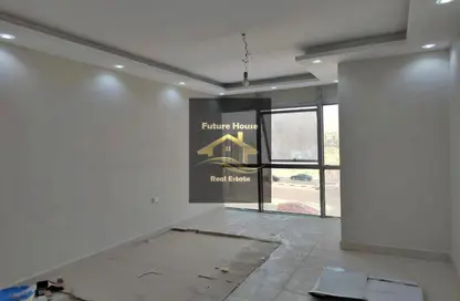 Office Space - Studio - 2 Bathrooms for rent in 10th Sector - Zahraa El Maadi - Hay El Maadi - Cairo