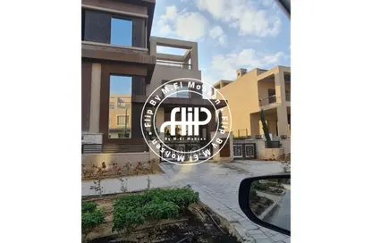 Townhouse - 4 Bedrooms - 4 Bathrooms for sale in New Giza - Cairo Alexandria Desert Road - 6 October City - Giza