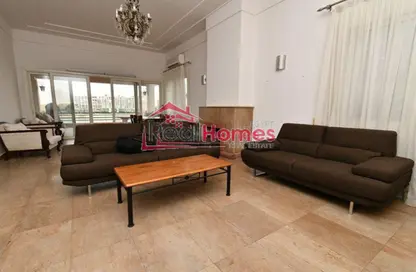 شقة - 3 غرف نوم - 2 حمامات للايجار في شارع منتزه الجيزه - الزمالك - القاهرة
