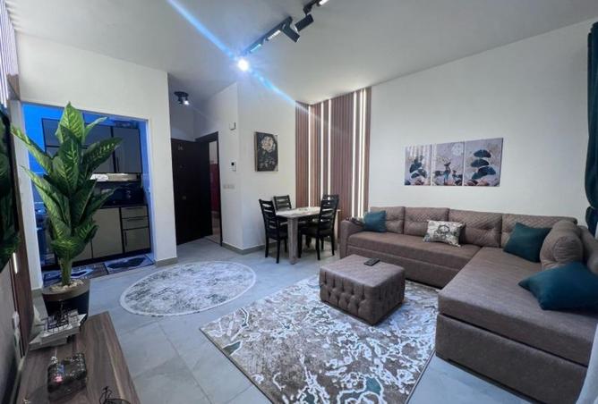 8331651 - Property Image 2