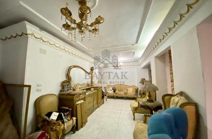 Apartment - 2 Bedrooms - 1 Bathroom for sale in Al Ekbal St. - Laurent - Hay Sharq - Alexandria