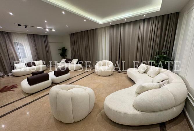 8080436 - Property Image 2