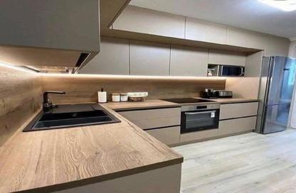 Apartment - 3 Bedrooms - 3 Bathrooms for sale in Village West - Sheikh Zayed Compounds - Sheikh Zayed City - Giza