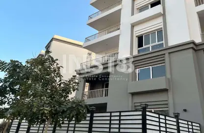 Apartment - 2 Bedrooms - 2 Bathrooms for sale in Hyde Park - 5th Settlement Compounds - The 5th Settlement - New Cairo City - Cairo