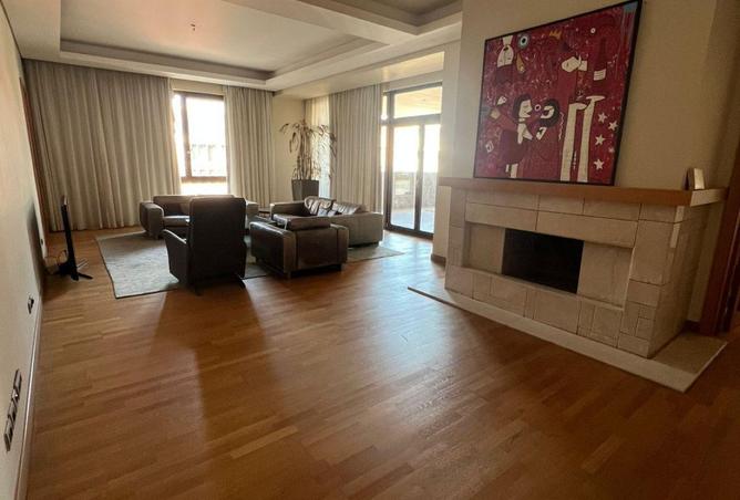 8387332 - Property Image 3