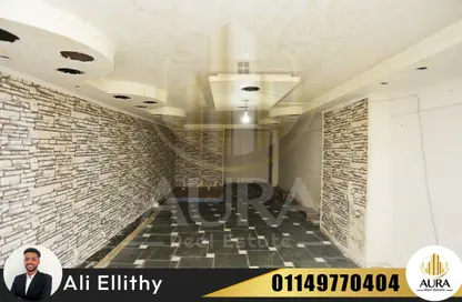 Shop - Studio - 1 Bathroom for rent in Zezenia - Hay Sharq - Alexandria
