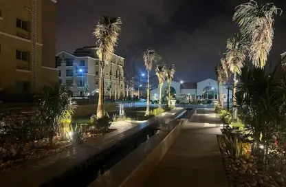 Apartment - 1 Bedroom - 2 Bathrooms for sale in Ivy Residence - El Shorouk Compounds - Shorouk City - Cairo