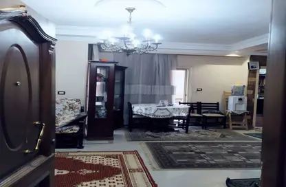 شقة - 3 غرف نوم - 3 حمامات للبيع في شارع جامع صقر قريش - المعادي الجديدة - حي المعادي - القاهرة