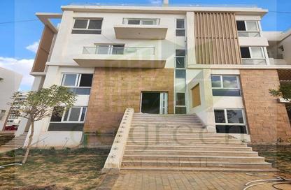 Villa - 4 Bedrooms - 4 Bathrooms for sale in Mountain View iCity - 5th Settlement Compounds - The 5th Settlement - New Cairo City - Cairo