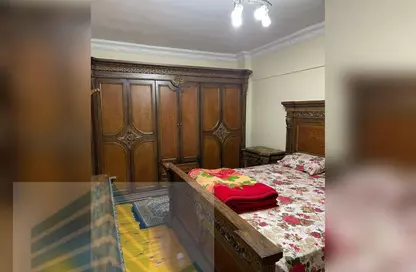 Apartment - 3 Bedrooms - 2 Bathrooms for rent in Tiba St. - Sporting - Hay Sharq - Alexandria