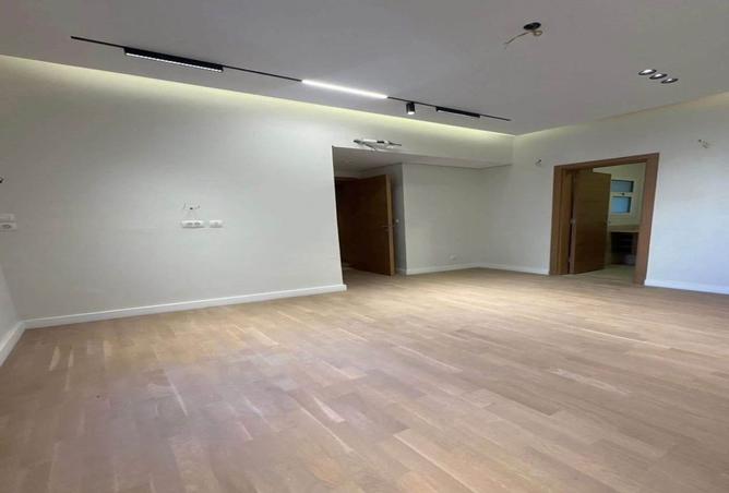 8555700 - Property Image 2