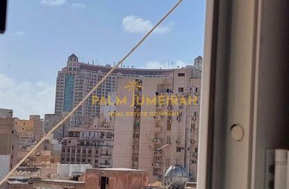 Apartment - 3 Bedrooms - 1 Bathroom for sale in Shaarawy St. - Laurent - Hay Sharq - Alexandria