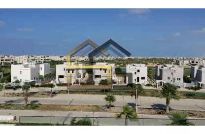 شاليه - 4 غرف نوم - 4 حمامات للبيع في هاسييندا باي - سيدي عبد الرحمن - الساحل الشمالي