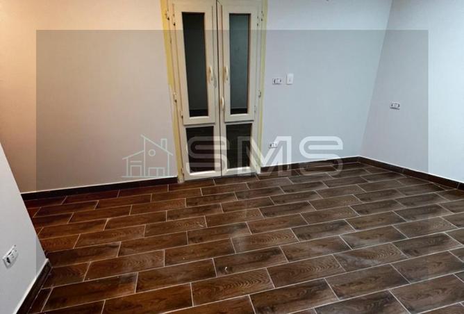8240043 - Property Image 3