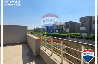 تاون هاوس - 3 غرف نوم - 2 حمامات للبيع في جييرا - الحي الثالث عشر - الشيخ زايد - الجيزة