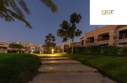 منزل مزدوج - 4 غرف نوم - 4 حمامات للبيع في كليوباترا بالاس - الحي الخامس - مدينة الشروق - القاهرة