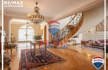 قصر - 5 غرف نوم - 7 حمامات للبيع في بيراميدز هيلز - طريق مصر اسكندرية الصحراوي - مدينة 6 أكتوبر - الجيزة قصر - 5 غرف نوم - 7 حمامات للبيع في بيراميدز هيلز - طريق مصر اسكندرية الصحراوي - مدينة 6 أكتوبر - الجيزة