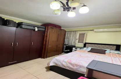 Apartment - 3 Bedrooms - 2 Bathrooms for sale in Ali Ibn Abi Talib St. - Mohandessin - Giza