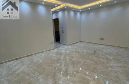 Apartment - 3 Bedrooms - 2 Bathrooms for sale in North Lotus - El Lotus - New Cairo City - Cairo