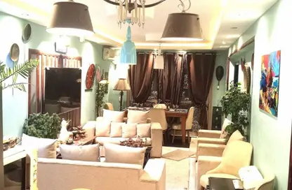 Apartment - 3 Bedrooms - 1 Bathroom for sale in Gesr Al Suez St. - Roxy - Heliopolis - Masr El Gedida - Cairo