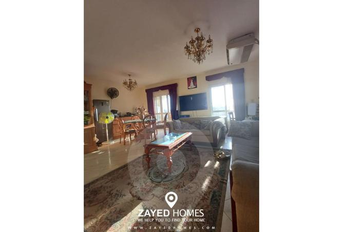 8018812 - Property Image 2
