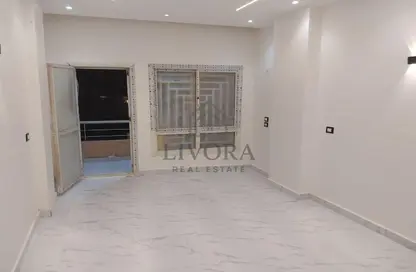 Apartment - 2 Bedrooms - 1 Bathroom for rent in Degla Palms - Al Wahat Road - 6 October City - Giza
