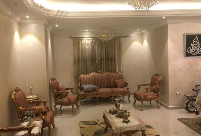 8180819 - Property Image 2