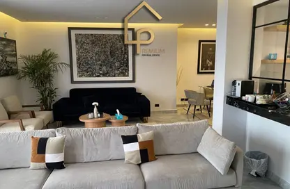 Apartment - 3 Bedrooms - 4 Bathrooms for sale in The Courtyards - Sheikh Zayed Compounds - Sheikh Zayed City - Giza