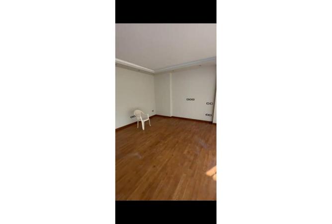 8081100 - Property Image 2