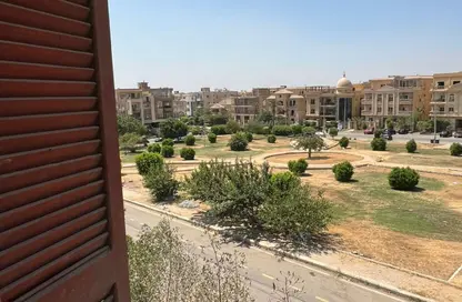 Roof - 3 Bedrooms - 3 Bathrooms for sale in El Yasmeen 8 - El Yasmeen - New Cairo City - Cairo