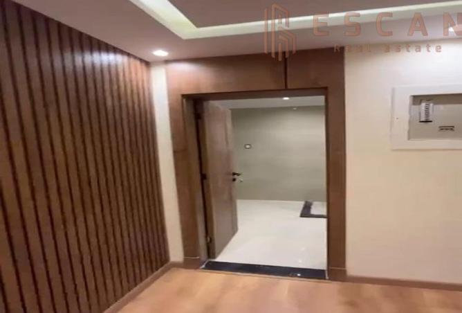 8171369 - Property Image 2