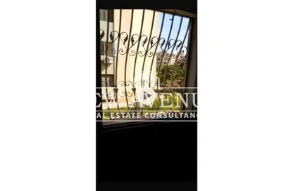 Apartment - 2 Bedrooms - 1 Bathroom for sale in Al Zahraa St. - Obour Market - Obour City - Qalyubia