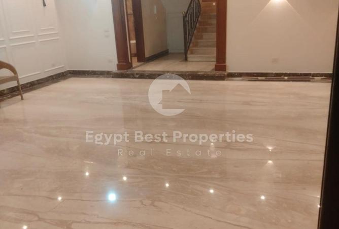 8111423 - الصورة الرئيسية للعقار