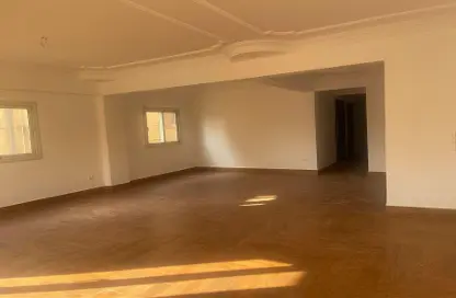 Apartment - 3 Bedrooms - 3 Bathrooms for sale in Mohamed Rahim St. - El Yasmeen 3 - El Yasmeen - New Cairo City - Cairo