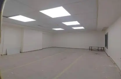 مساحات مكتبية - استوديو - 2 حمامات للايجار في المهندسين - الجيزة