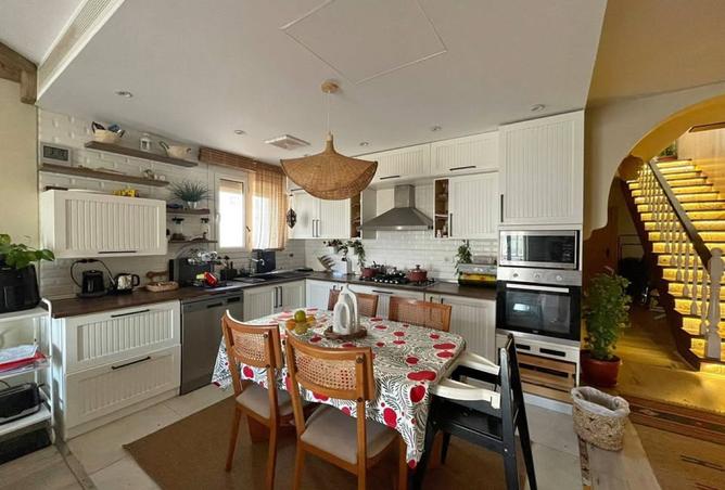 8355972 - Property Image 2