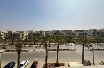 Apartment - 4 Bedrooms - 2 Bathrooms for sale in Palm Hills Kattameya - El Katameya Compounds - El Katameya - New Cairo City - Cairo