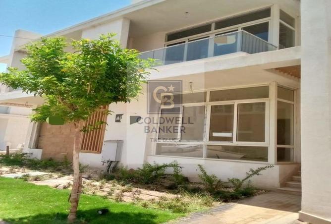 8245519 - Property Image 2