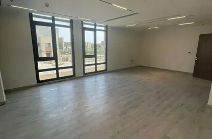 Office Space - Studio - 1 Bathroom for rent in District 5 - 5th Settlement Compounds - The 5th Settlement - New Cairo City - Cairo