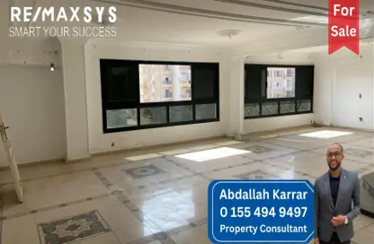 Apartment - 3 Bedrooms - 2 Bathrooms for sale in 8th Zone - Nasr City - Cairo