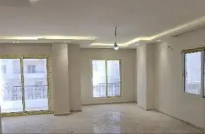 Apartment - 3 Bedrooms - 3 Bathrooms for rent in Al Andalus Buildings - Al Andalus District - New Cairo City - Cairo