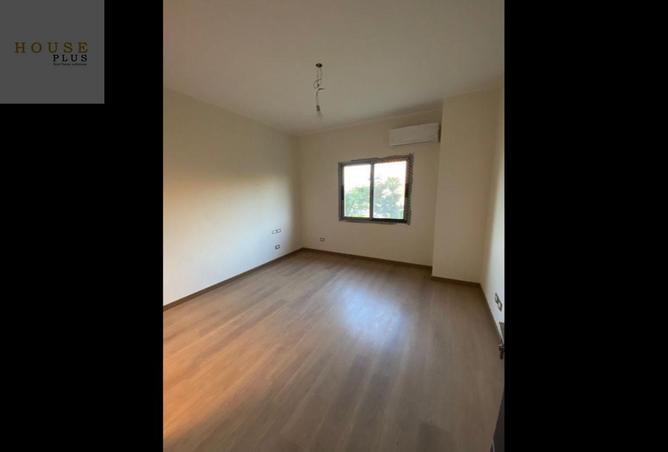 8038406 - Property Image 2