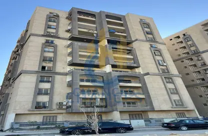 Apartment - 3 Bedrooms - 2 Bathrooms for sale in Maadi V - Zahraa El Maadi - Hay El Maadi - Cairo