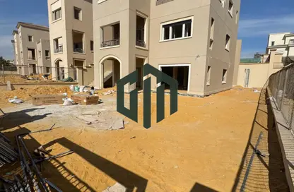 Villa - 6 Bedrooms - 6 Bathrooms for rent in Uptown Cairo Road - Al Abageyah - El Khalifa - Cairo