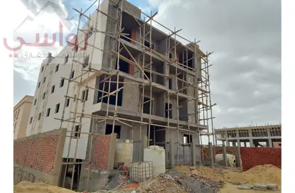Apartment - 4 Bedrooms - 3 Bathrooms for sale in Bait Alwatan - The 5th Settlement - New Cairo City - Cairo
