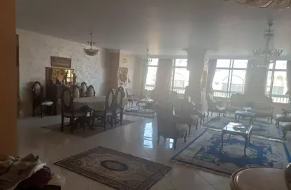 Apartment - 3 Bedrooms - 3 Bathrooms for sale in Ramsis St. - Roxy - Heliopolis - Masr El Gedida - Cairo