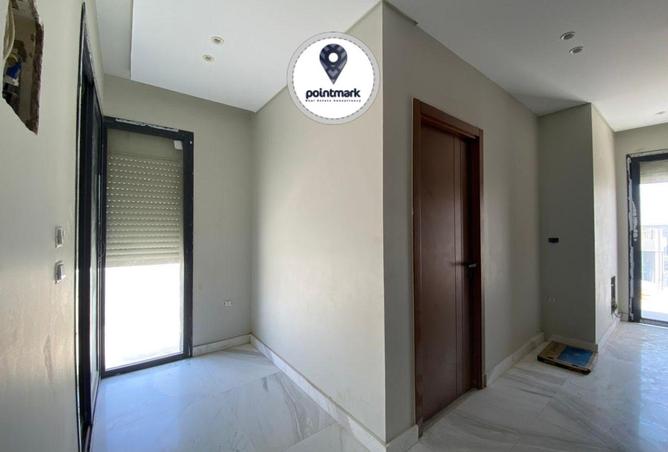 8042819 - Property Image 2