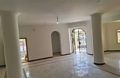 Co-Working Space - Studio - 6 Bathrooms for rent in Aly Sharawy St. - Al Narges 5 - Al Narges - New Cairo City - Cairo